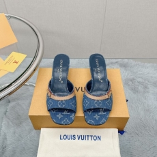 Louis Vuitton Slippers